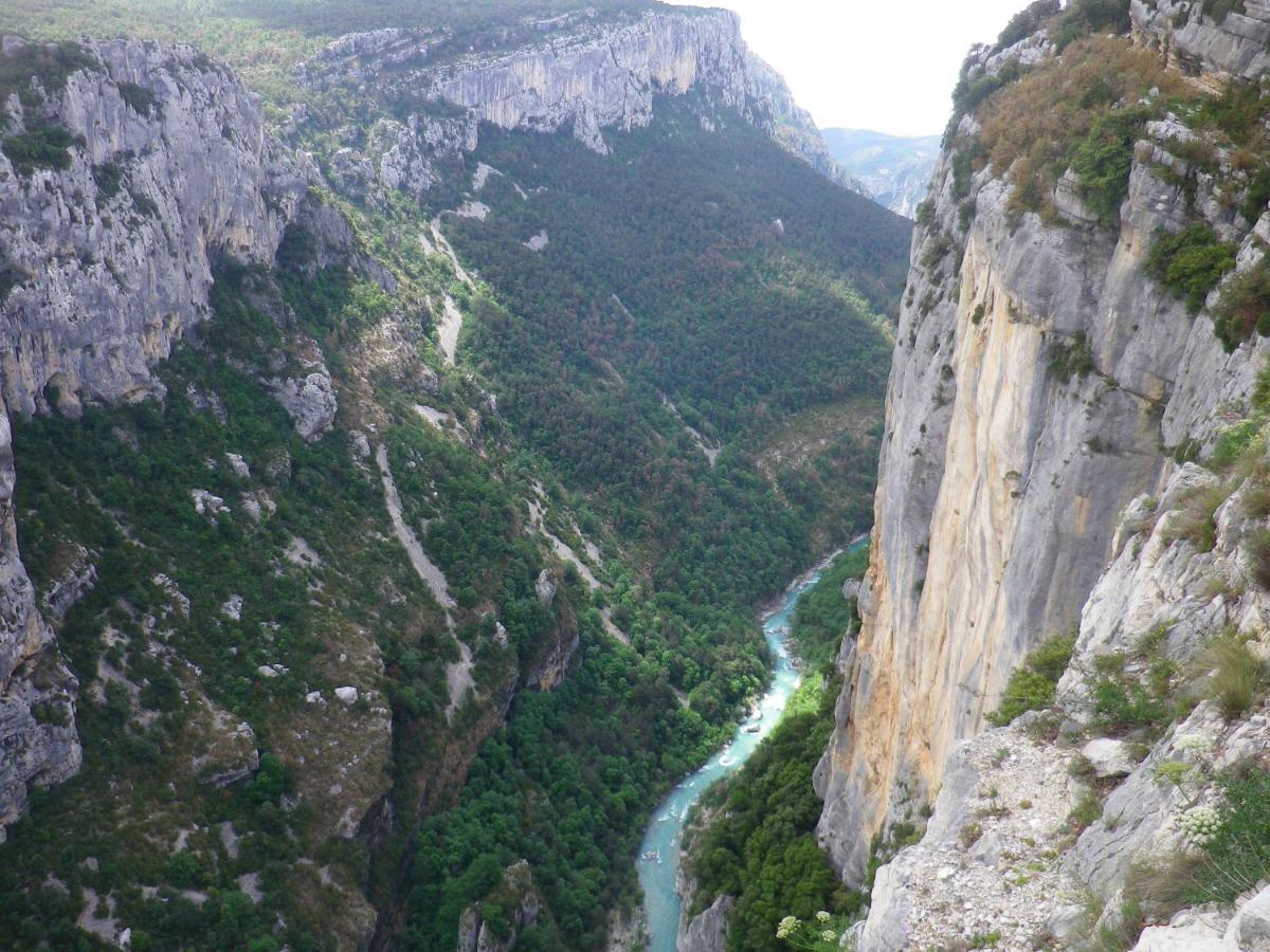 La mordorée La Motte-d'Aigues Esterno foto