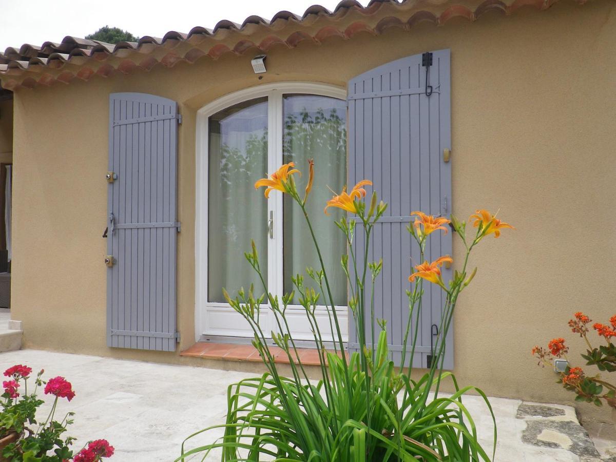 La mordorée La Motte-d'Aigues Esterno foto